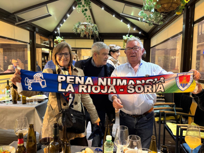 El club y la afición rinden homenaje a una agrupación histórica.
