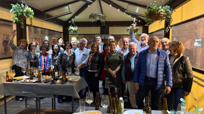 El club y la afición rinden homenaje a una agrupación histórica.