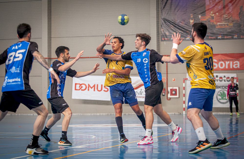 Primer partido de la Fase de ascenso del BM Soria en Galicia